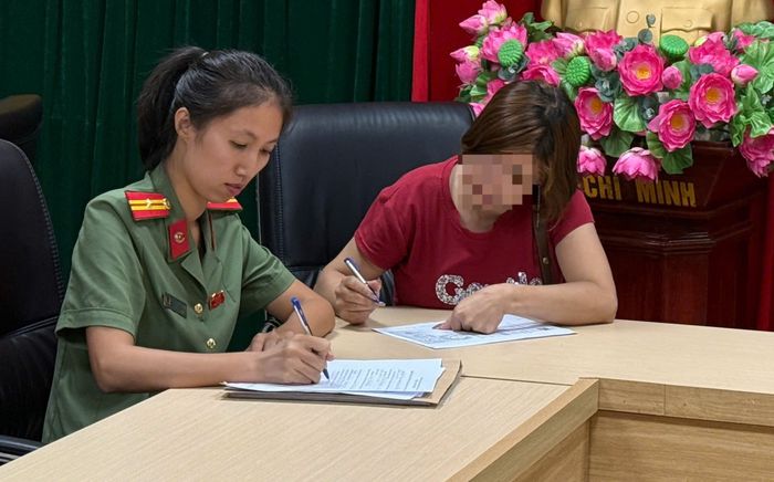 Vụ lao xe máy tông Đại uý làm nhiệm vụ A80: Một phụ nữ buông lời xúc phạm lực lượng chức năng