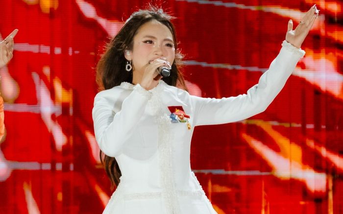 Phương Mỹ Chi có tin vui lớn sau 12 năm