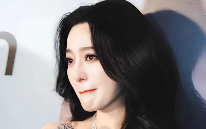 Phạm Băng Băng lần đầu bật khóc sau 7 năm bị cấm sóng, tiết lộ gây sốc