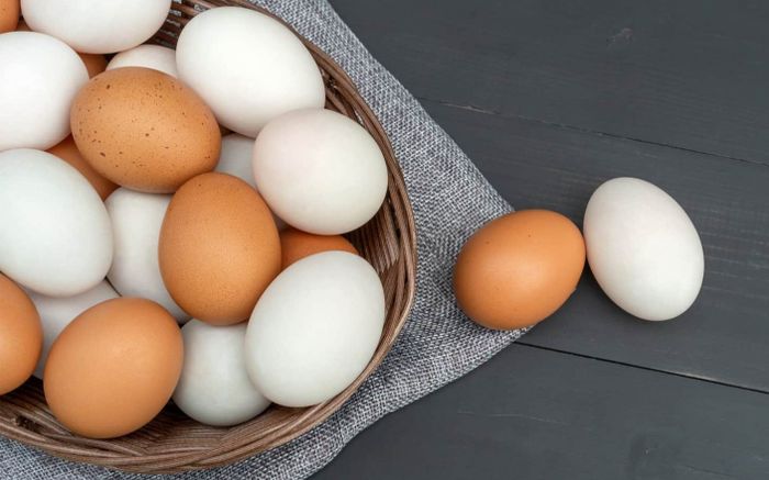 Ăn trứng gà liên tục, cơ thể sẽ biểu hiện gì?