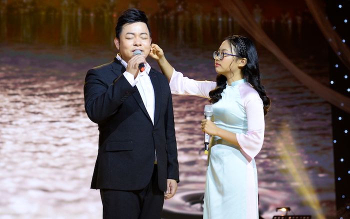 Ba nuôi nói thẳng một câu về tin vui của Phương Mỹ Chi ở tuổi 22