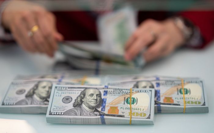Tỷ giá USD hôm nay (25/8): Neo ở ngưỡng cao