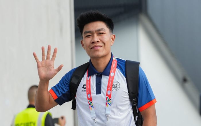 Rời HAGL, Lý Đức đứng trước 'ngõ cụt' giống thủ môn Bùi Tiến Dũng?