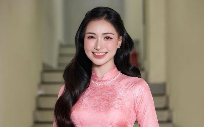 Hòa Minzy tiếp tục đón thêm tin vui