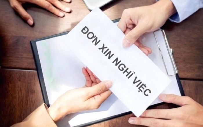 Nhân viên lương 330 triệu/tháng xin nghỉ, công ty bất ngờ kiện đòi hoàn trả 1 tỷ đồng