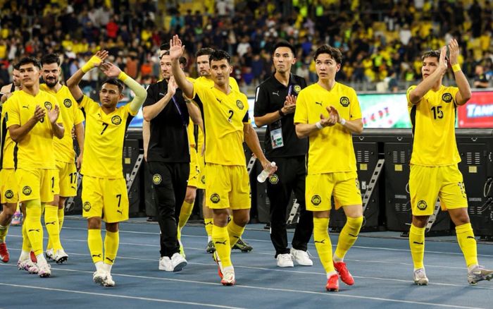 Bóng đá Malaysia chấn động sau chiến thắng Việt Nam, Chủ tịch FAM xin từ chức