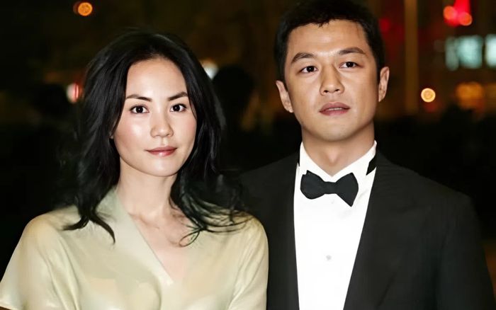 Chồng cũ của nữ ca sĩ hàng đầu showbiz rơi vào cảnh túng quẫn, vỡ nợ 140 tỷ đồng