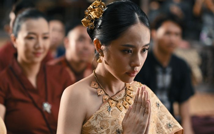 'Cô Dâu Ma' hoãn ngày ra rạp vào phút chót