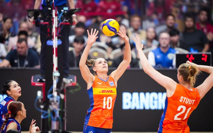 Ngôi sao Hà Lan: Trận thắng Thái Lan thật điên rồ