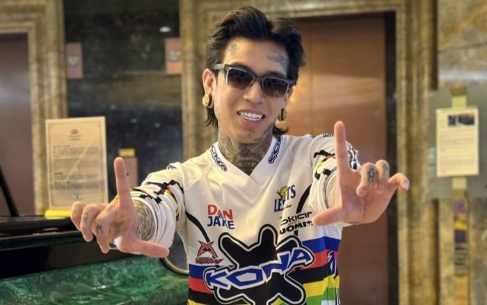 Chuyện gì đang xảy ra với rapper Dế Choắt?