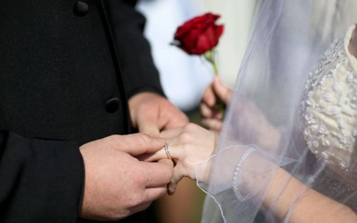 Tức giận vì con gái cưới ông cụ 70 tuổi, cha ruột bỏ 35 triệu đồng để sát hại con rể