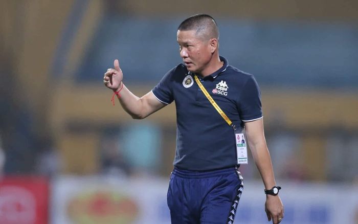 HLV Chu Đình Nghiêm cao tay giúp Hải Phòng bay cao