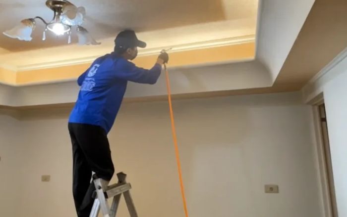 Chi hơn 4 tỷ đồng mua nhà 30 năm tuổi, nữ chủ nhân phát hiện điều kỳ lạ, buộc chủ cũ bồi thường