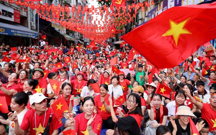 Đại diện hộ gia đình có thể nhận quà 100.000 đồng từ Chính phủ dịp 2/9 cho các thành viên