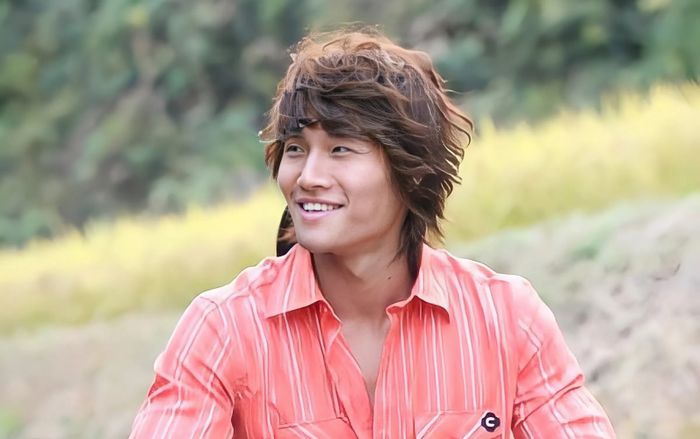 Nam ca sĩ chi 113 tỷ tiền mặt mua nhà, 5 ngày nữa cưới vợ ngoài ngành