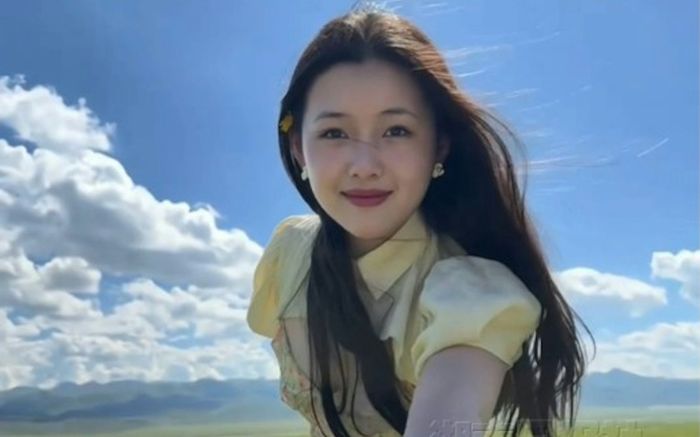 Cô gái có gương mặt giống hệt nữ diễn viên nổi tiếng đã qua đời: 'Tôi không phẫu thuật, không bắt chước cô ấy'