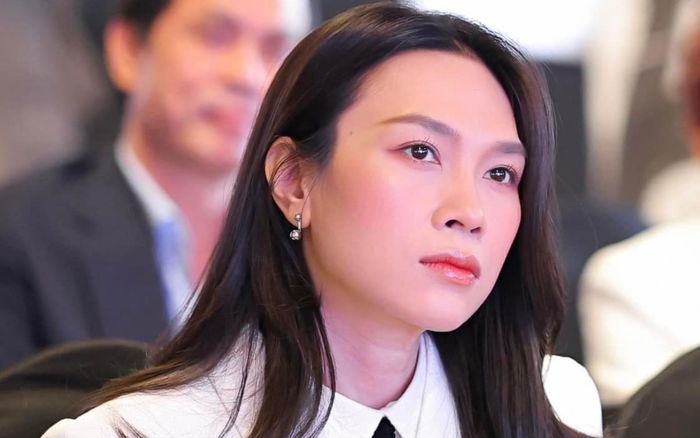 Choáng với số tiền Mỹ Tâm ủng hộ người dân vùng lũ Điện Biên