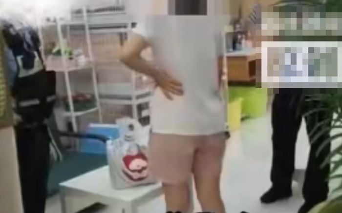 Phẫn nộ cô gái vào quán cà phê mèo rồi hành hạ đến chết 4 con mèo vì 'tâm trạng không tốt'