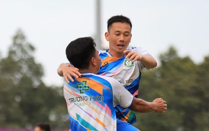 Minh Vương, Xuân Trường tỏa sáng