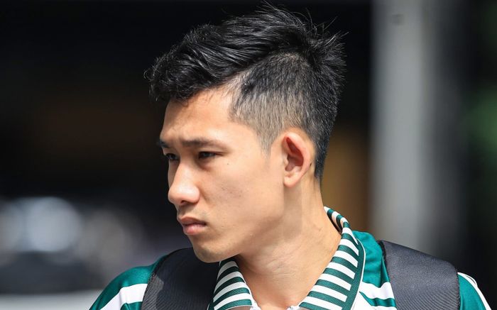 Nguy cơ cho tương lai của tiền vệ Hai Long