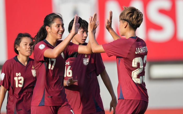 Thắng 7-0, Thái Lan loại Campuchia