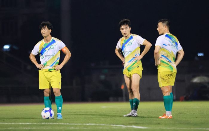 Xuân Trường, Công Phượng ghi bàn giúp Đồng Nai thắng cực đậm