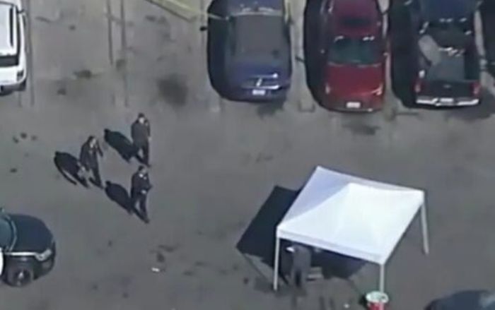 Phát hiện thi thể người trong xe hơi của nam ca sĩ nổi tiếng