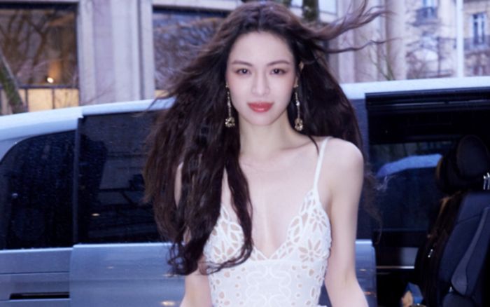 Tiểu hoa kém nổi chia tay bạn trai nam thần, người trong cuộc phản ứng thế nào?