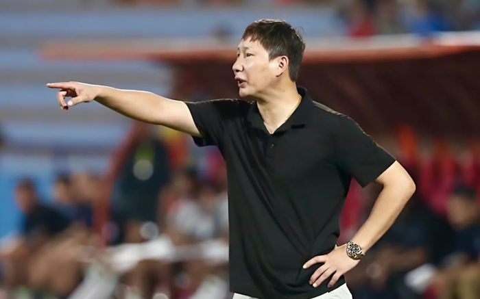 AFC làm khó HLV Kim Sang Sik và U23 Việt Nam