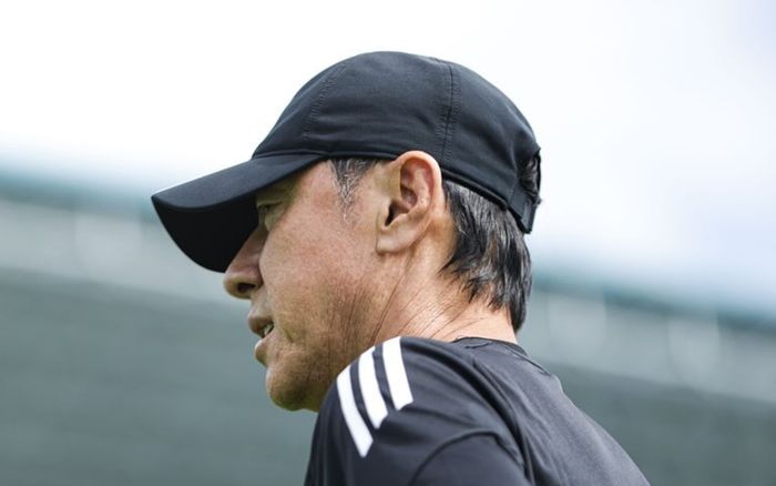 Cần quân thua liểng xiểng, HLV Shin Tae Yong sắp bị sa thải