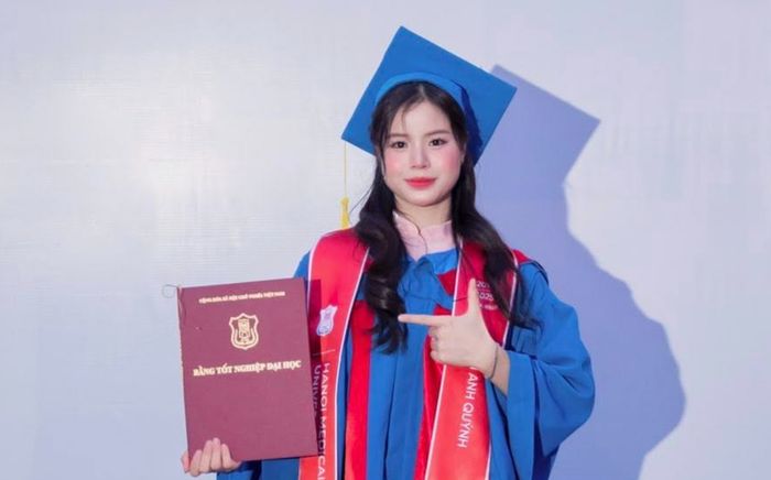 Nữ bác sĩ nội trú tiết lộ lý do ngập ngừng trước giây phút chọn ngành