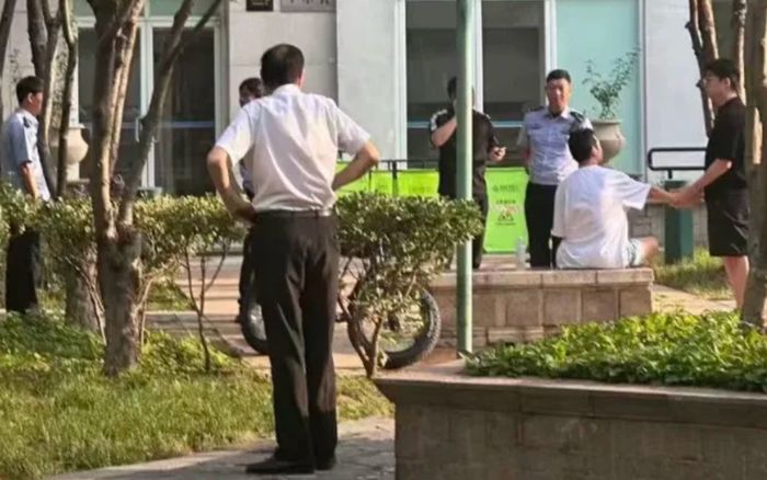 Tình tiết mới về tin đồn nam diễn viên nổi tiếng qua đời vì ngã từ toà nhà cao tầng