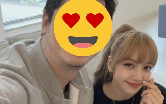 Xôn xao tấm hình thân mật của Lisa (Blackpink) với người khác giới