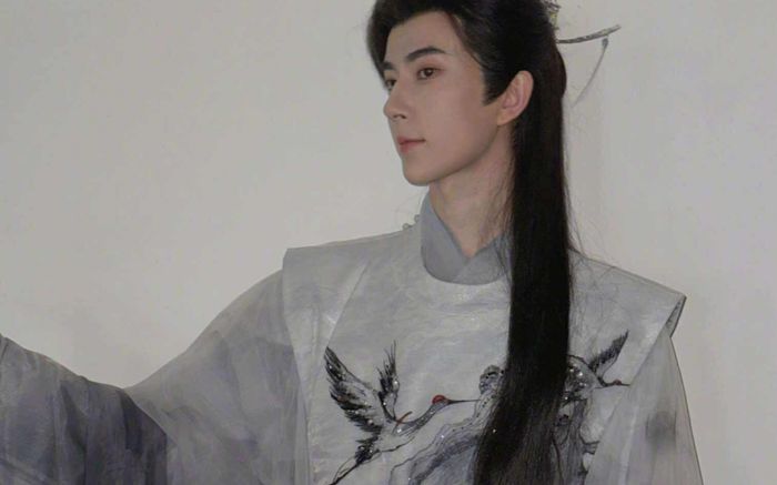 Bộ phim cuối cùng của nam diễn viên qua đời vì ngã lầu