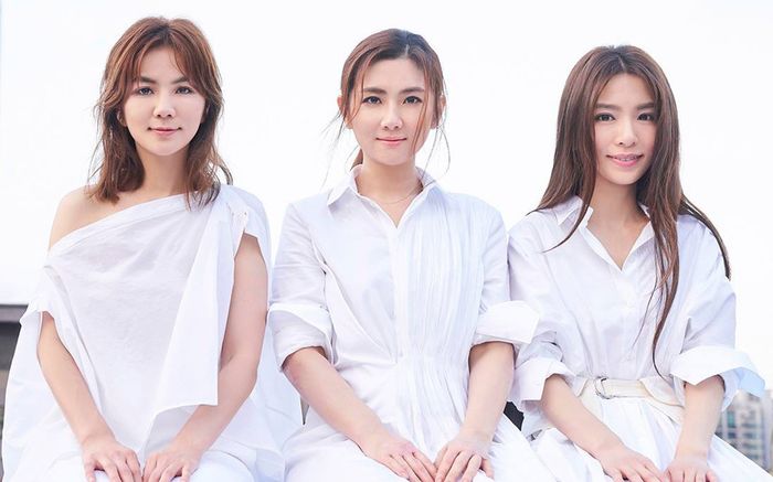 3 thành viên S.H.E tái hợp, Nhậm Gia Huyên gây sốc vì tăng cân