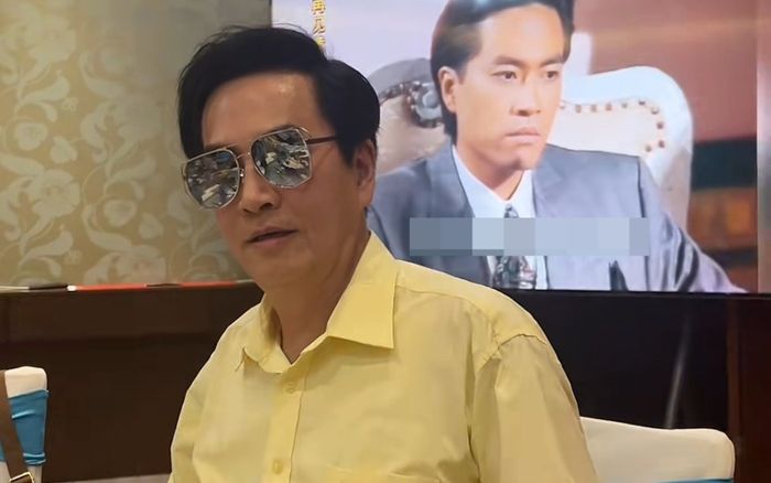 Nam ca sĩ nổi tiếng một thời hiếm hoi lộ diện, ngoại hình tuổi 64 gây xôn xao