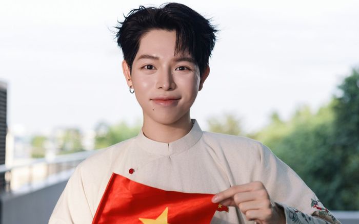 Hé lộ 4 chữ đặc biệt từ một nữ ca sĩ gửi đến Đức Phúc khi đi thi quốc tế