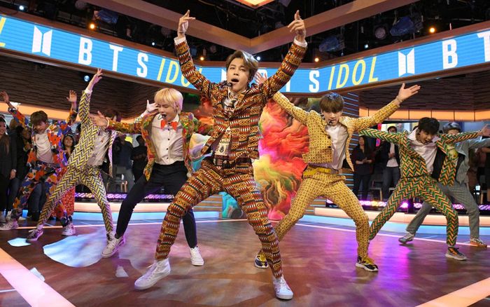 Màn trình diễn của BTS được nhắc lại giữa tranh cãi aespa