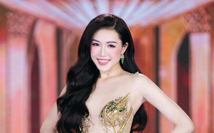 Vừa đăng quang, một Á hậu Miss Grand Vietnam có hành động khó ngờ dành cho người đặc biệt