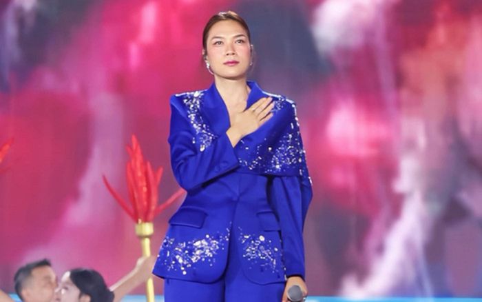 Mỹ Tâm khiến dân tình 'dậy sóng' với 1 chữ duy nhất