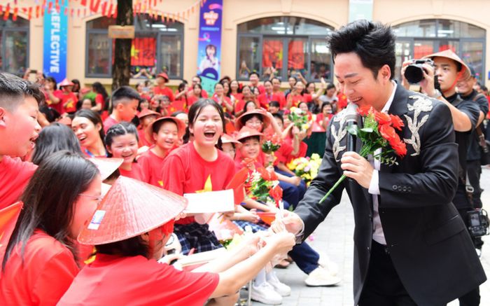 Bộ GD&ĐT hướng dẫn mời nghệ sĩ, vận động viên tham gia giáo dục phổ thông