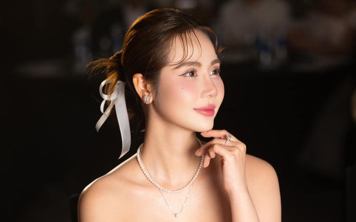 Huyền Lizzie chuẩn bị lên xe hoa?