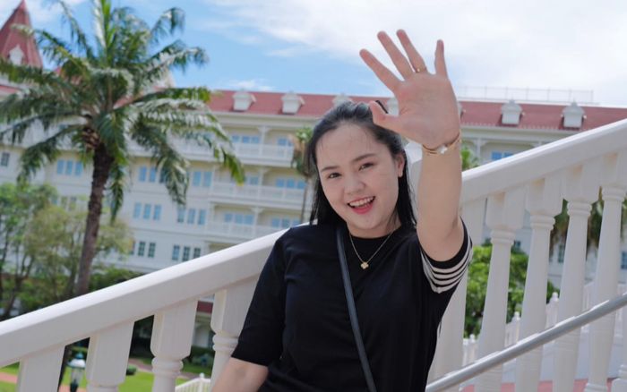 Vợ trung vệ Duy Mạnh tiếp tục cầu cứu