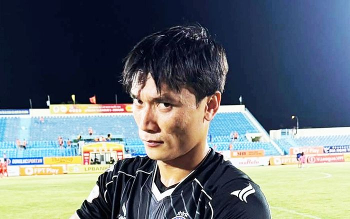 Trần Trung Kiên chạm mức giá kỷ lục, sắp bỏ xa thủ môn Bùi Tiến Dũng