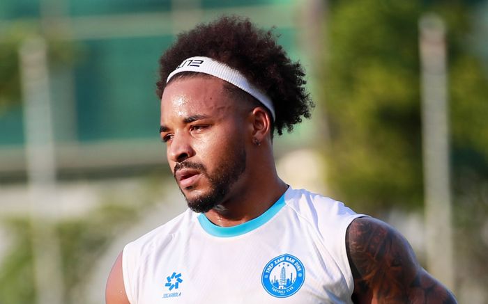 Không Xuân Son, Nam Định có dùng 11 'Tây' trước CLB Thái Lan?