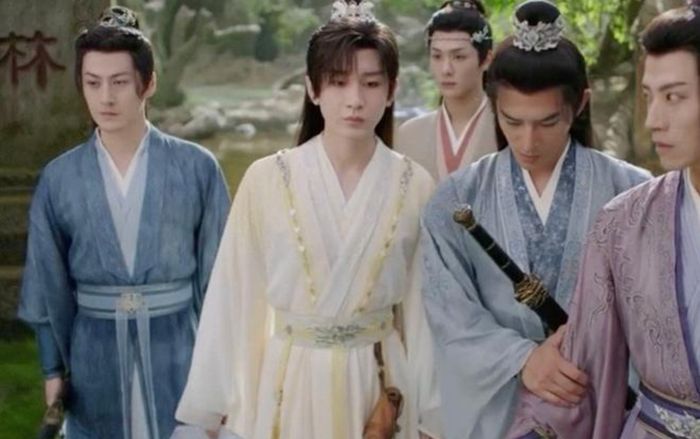 'Hạt sạn' khó chấp nhận của Thành Nghị trong phim cổ trang mới