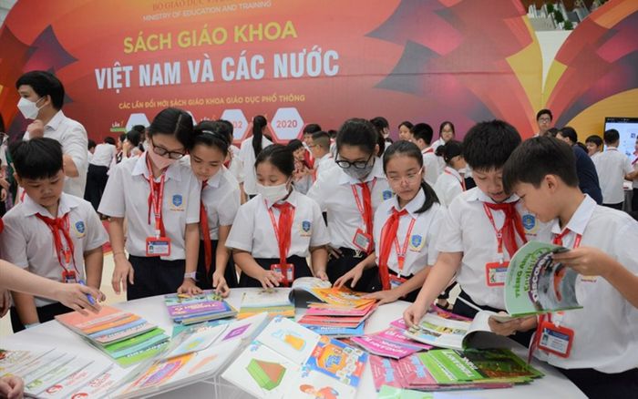 Bộ GD&ĐT công bố các điểm sửa mới trong chương trình sách giáo khoa