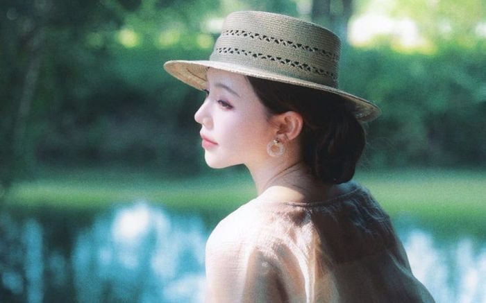 Quỳnh Kool khoe đường cong chữ S vạn người mê