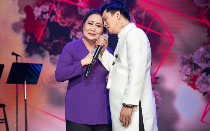 Hoài Lâm tái xuất hát vọng cổ, cộng đồng mạng phản ứng mạnh