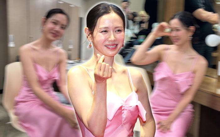 Son Ye Jin tung ảnh hậu trường diện váy trễ nải, netizen xuýt xoa không rời mắt